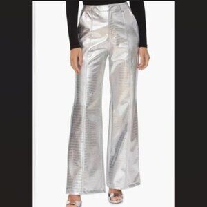 Avec Les Filles Women's 8 Silver Croc Embossed Flare Leg Pants NWT Inseam 31.5"‎